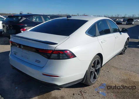 2025 Honda Accord Hybrid Sport z USA, uszkodzony, nr VIN 1HGCY2F57SA023293